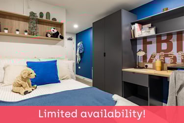 Premium En Suite - Image 1